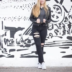 Meet your Posher, Allison